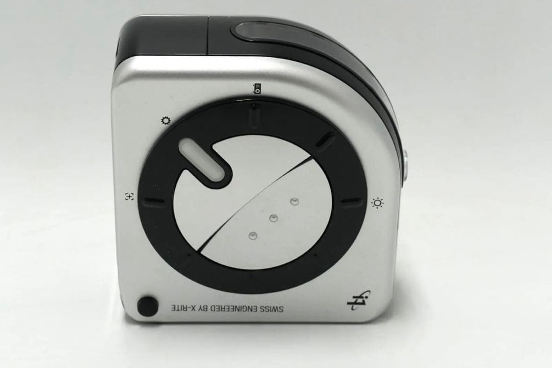 X-rite i1 STUDIO　カラーマネージメントツール