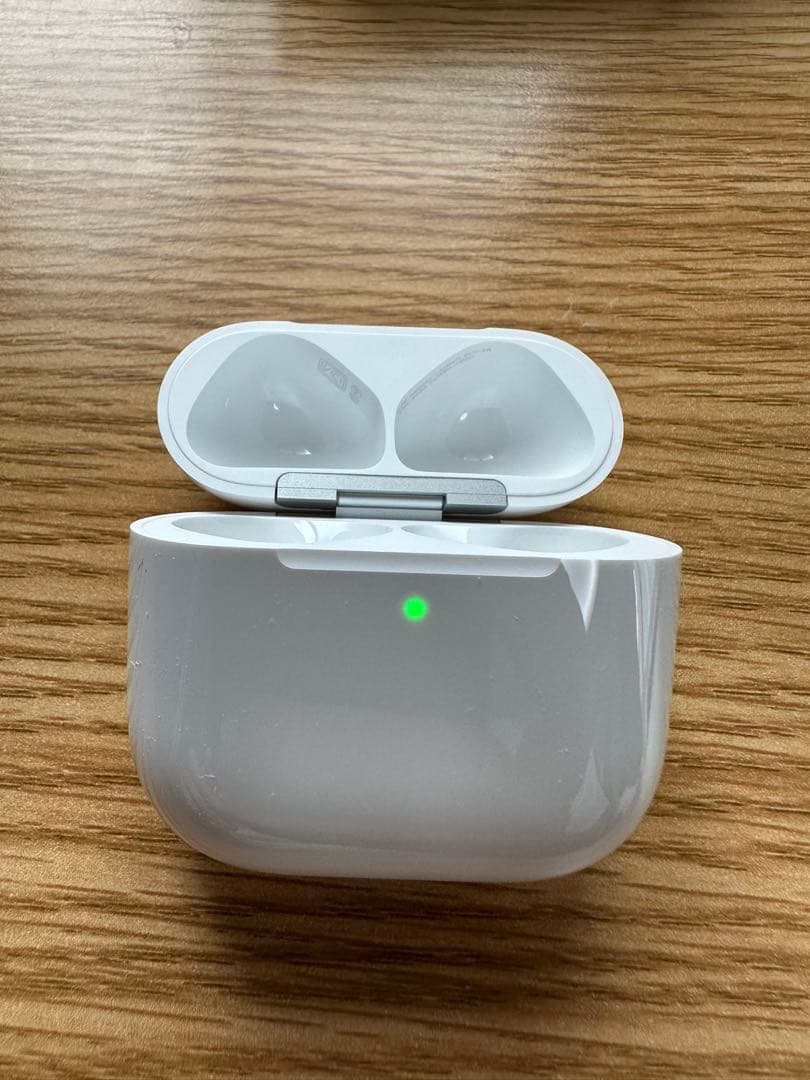 Apple Airpods4 ケースのみ【正規品、未使用品】