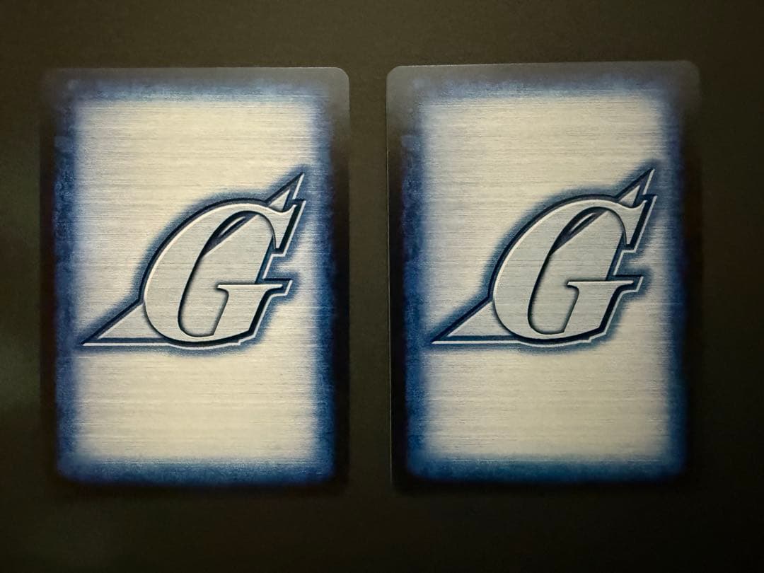 ガンダムウォー ストライクフリーダムガンダム 10thレアの絵違い　2枚セット