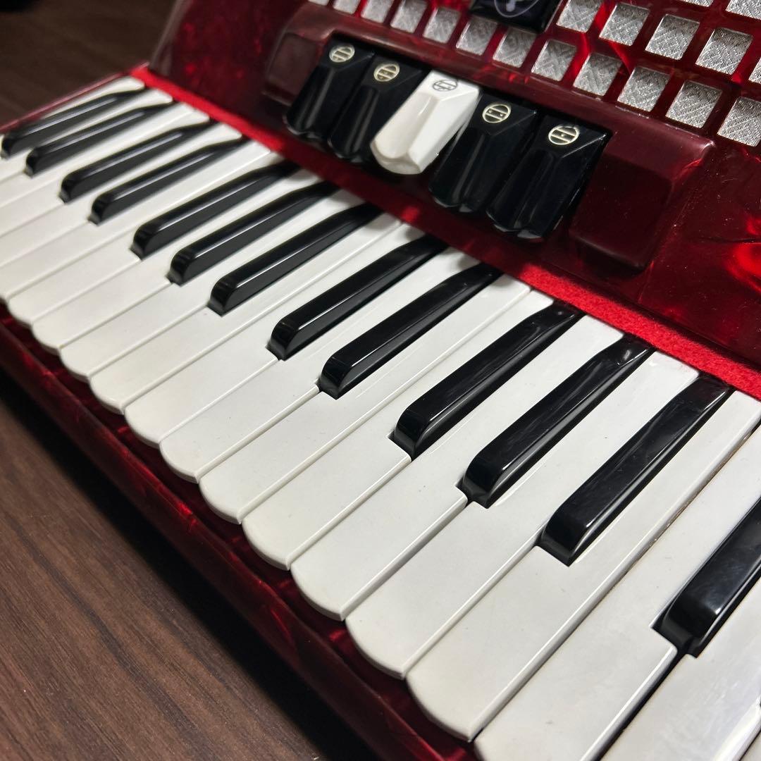 TASCANNI アコーディオン