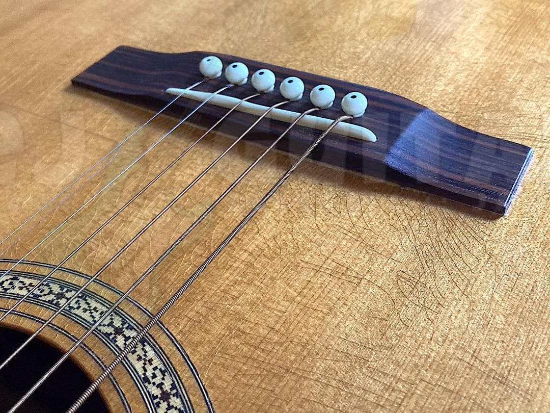 超希少ハンドメイド　MARC BENETEAU GUITAR