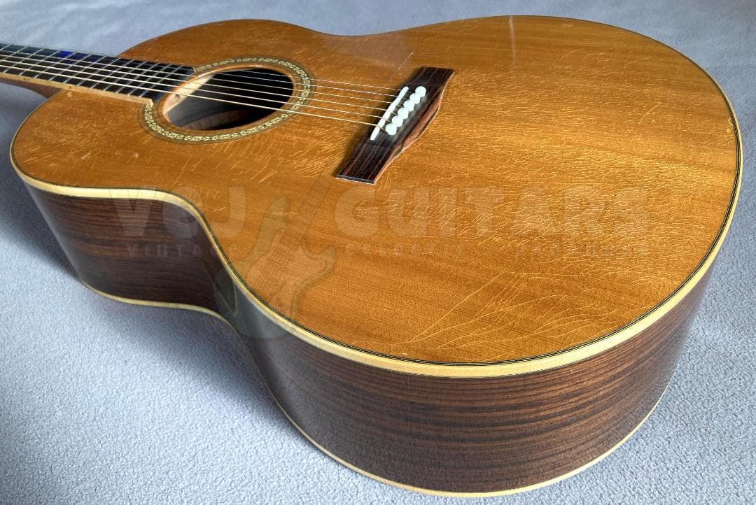 超希少ハンドメイド　MARC BENETEAU GUITAR