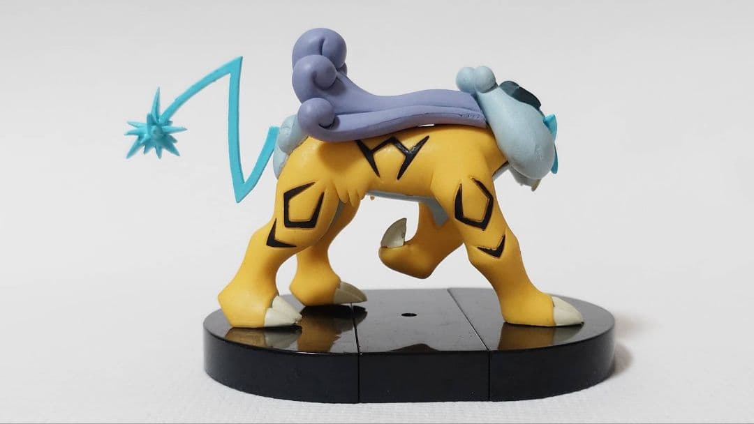 立体ポケモン図鑑SPECIAL03伝説のポケモン編 エンテイ ライコウ スイクン