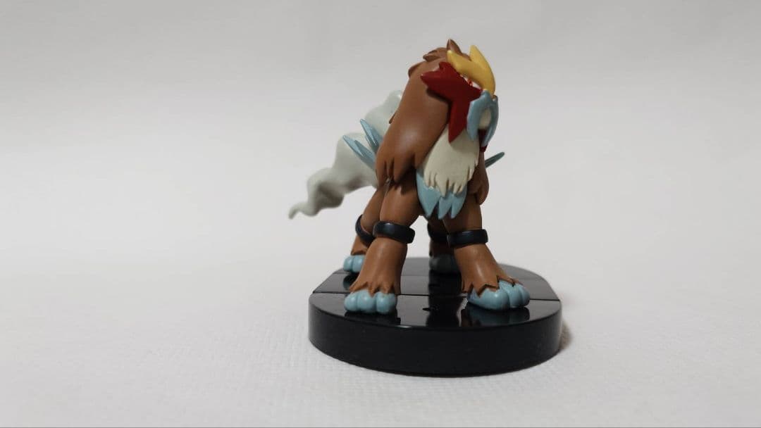 立体ポケモン図鑑SPECIAL03伝説のポケモン編 エンテイ ライコウ スイクン