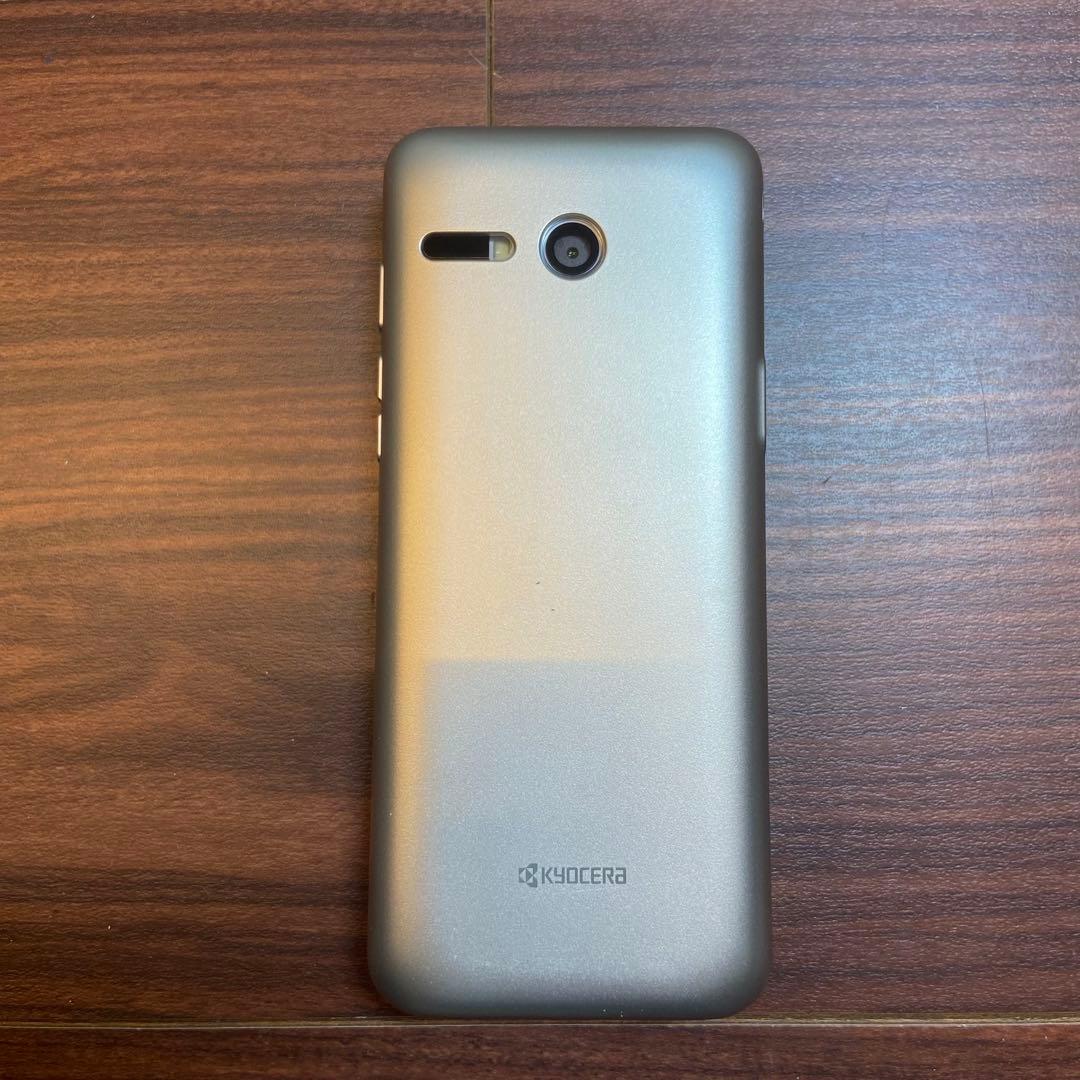 au KYOCERA KYF43SNA かんたんケータイ ガラケー 4654