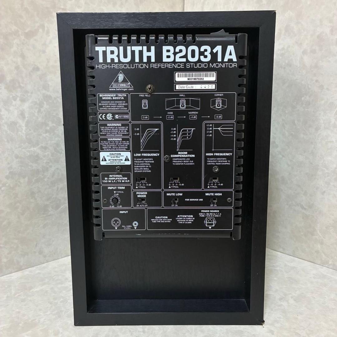 べリンガー TRUTH B2031A オーディオ機器 スタジオモニタースピーカー