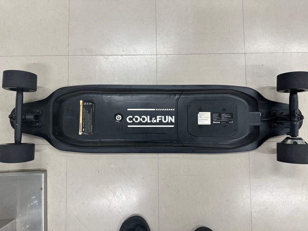 COOL&FUN 電動スケートボード