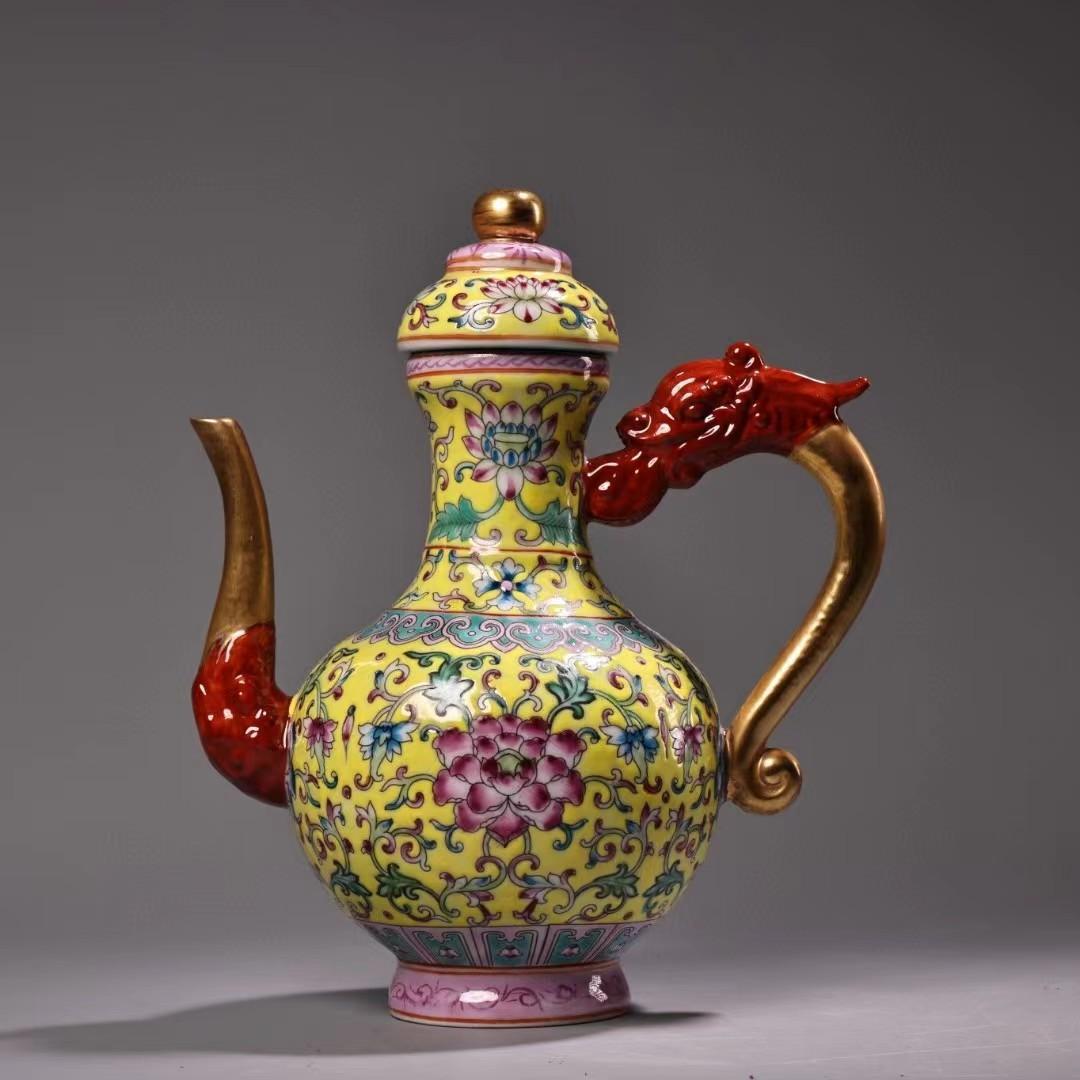 中国古美術・珍品旧蔵七宝彩と鎏金の磁器の茶壺・急須・文房具・置物・茶道具・漆箱付