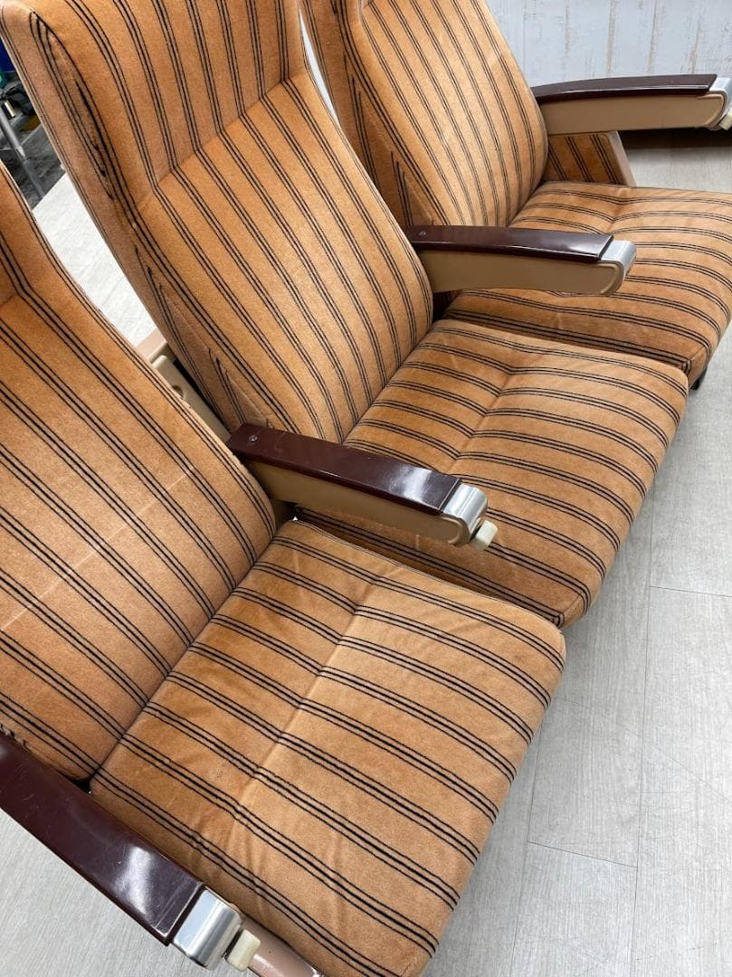 美品　0系新幹線 普通席 3列シート 簡易リクライニング せり出し式 ストライプ