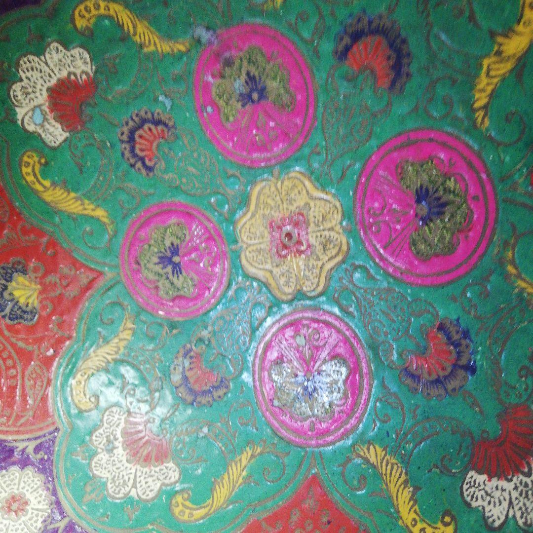 稀少アジアンアンティーク時代彩色孔雀他図柄古銅真鍮製杯台１００年以上前頃当時物