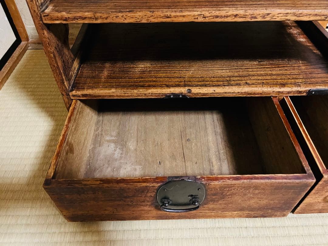 桐の古い収納棚 2段式 引き出し付き