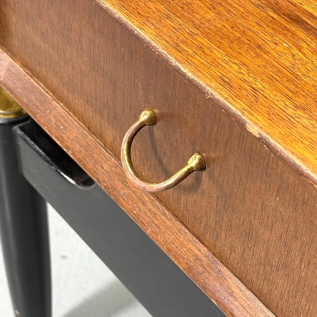 G-PLAN ベッドサイドキャビネット ナイトテーブル(301)