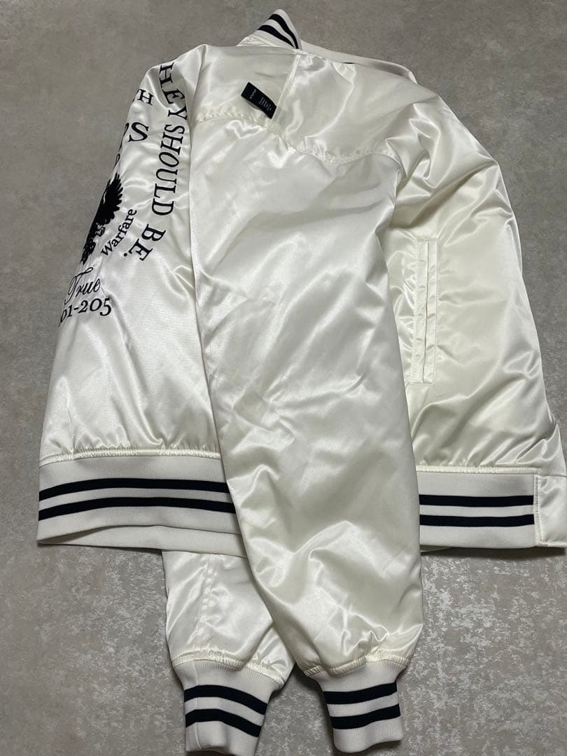 WTAPS TEAM JACKET. WHITE HERALDRY スタジャン