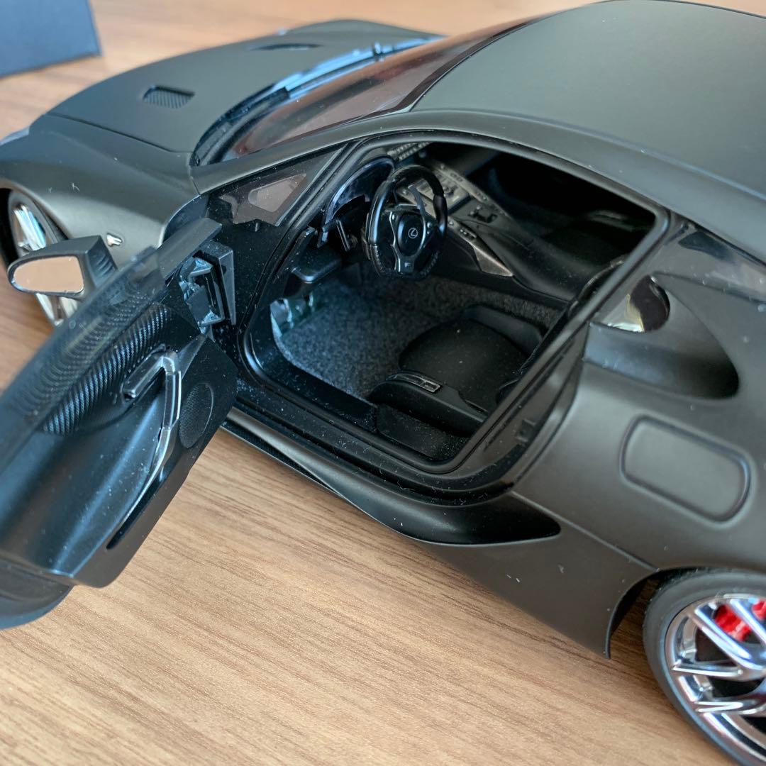 【値下げしました❗️】LEXUS LFA マットブラック 1/18スケール