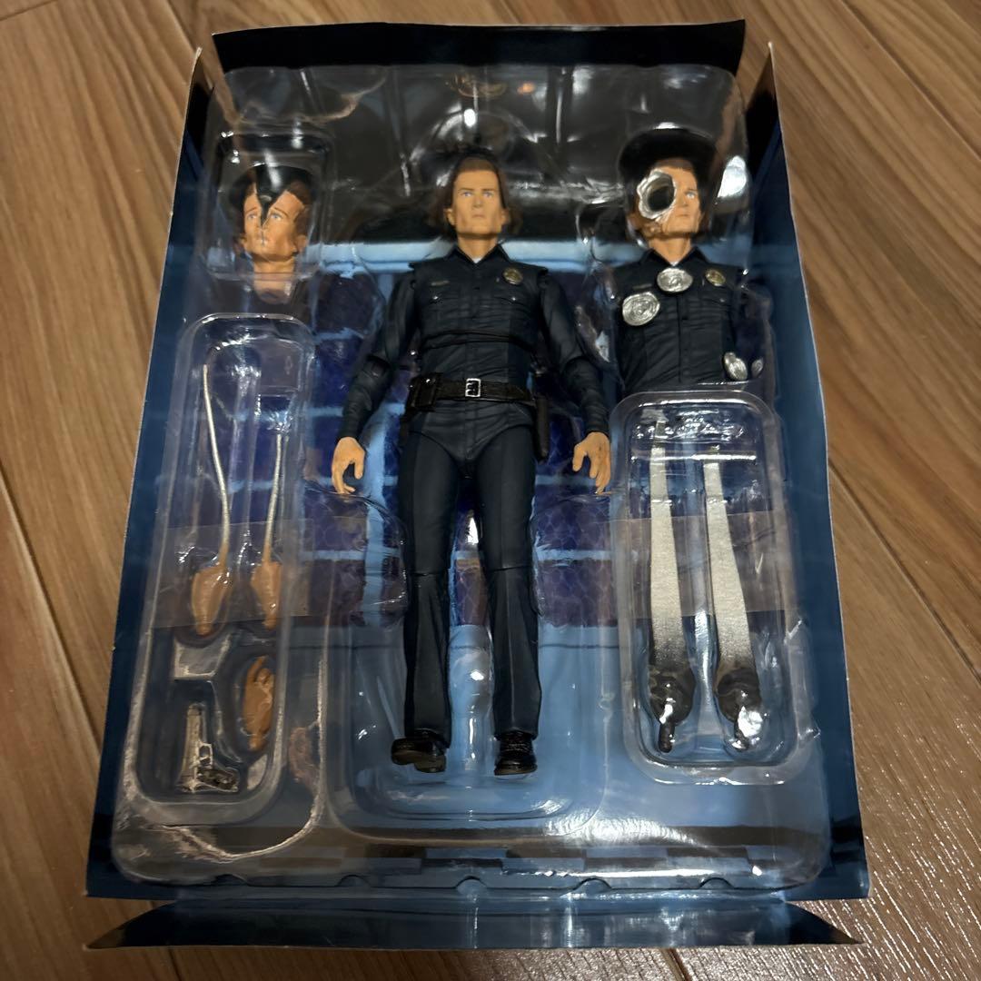 ターミネーター2 ジャッジメントデイ T-1000 アクションフィギュアNECA