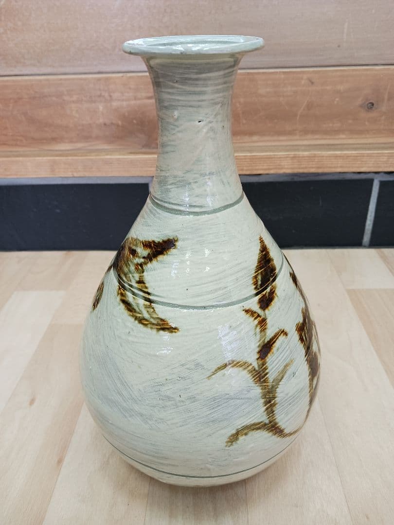 韓国人間国宝　【池順鐸】　双魚文　 徳利　 花瓶　 花器　酒器　 在銘　共箱