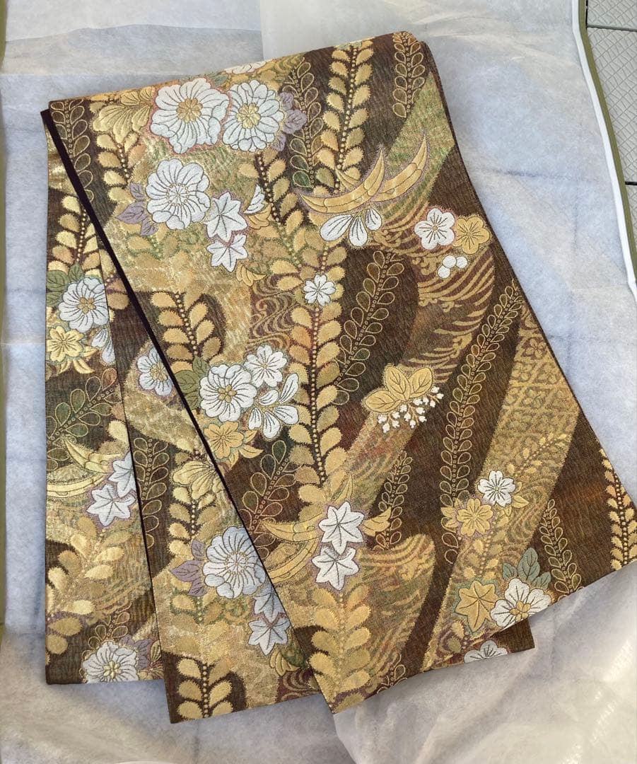 【辻が花】美品　辻ヶ花模様織出し袋帯