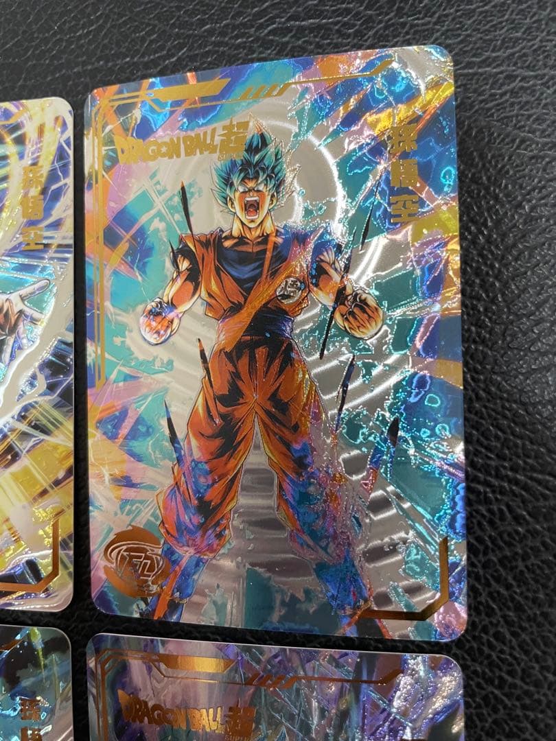 ④超サイヤ人ゴッド、ブルー孫悟空　6枚　海外版　ヒストリーオブドラゴンボール