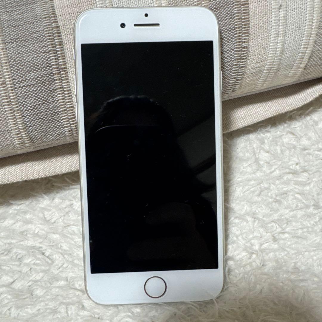 Apple iPhone 8 グレー 本体