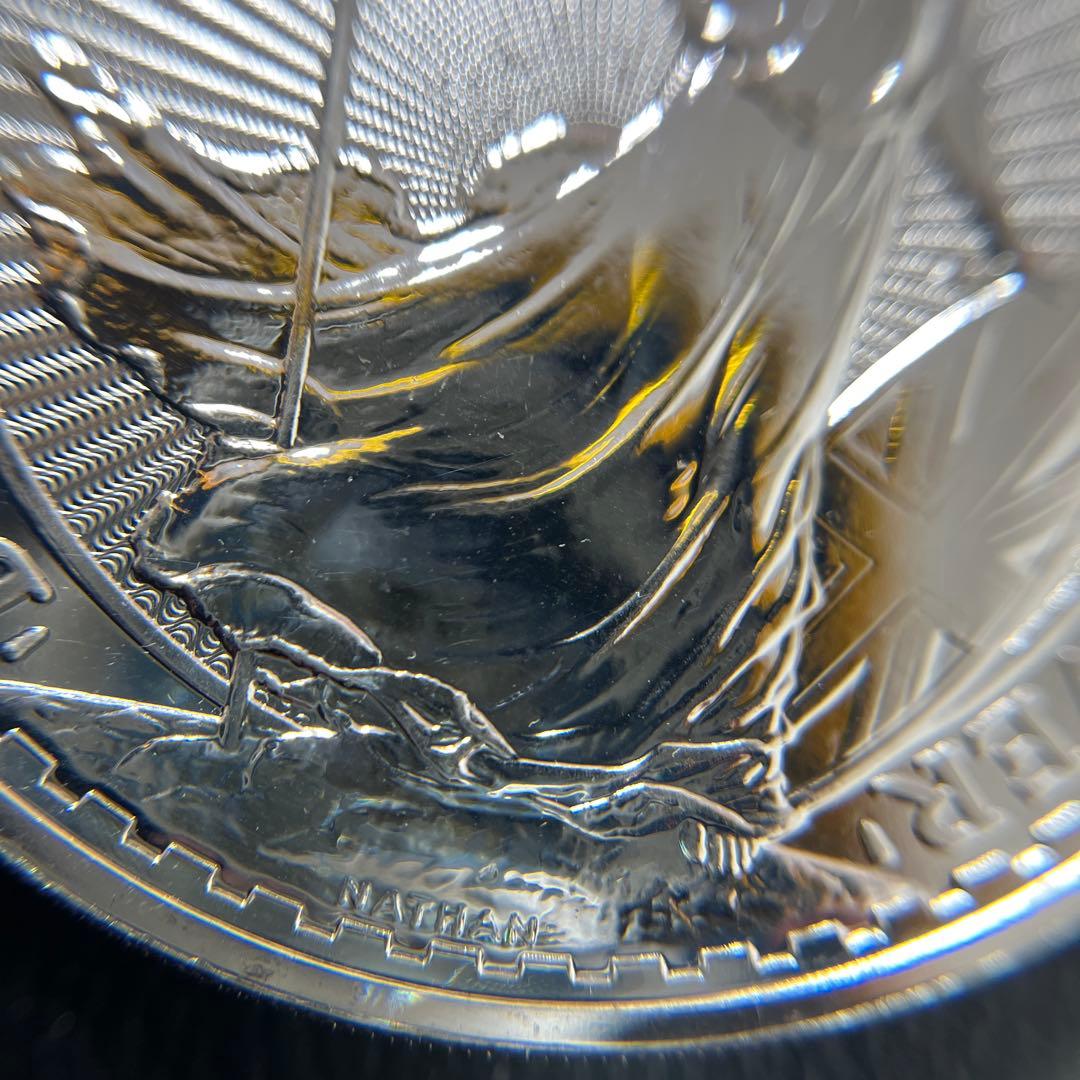 【純銀】2018年エリザベス2世ブリタニア　2ポンド銀貨　英国