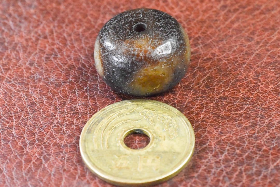 アンティーク金剛四眼天珠 飴色モザイク