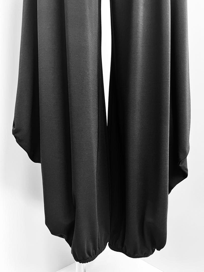 ブラック サルエルパンツ ハイウエスト　ストレッチ　ヨガ　ダンス　レディース