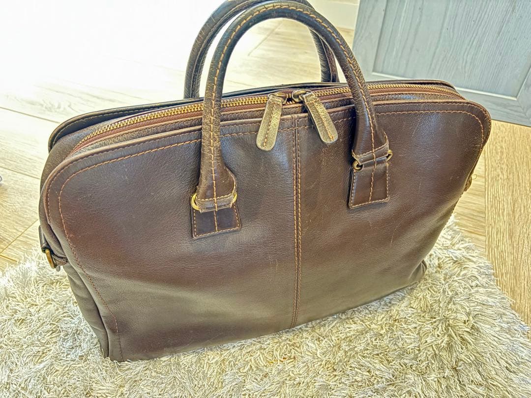 土屋鞄 プロータ防水 ジッパー（2way）レザー ブラウン　更に値下げしました！