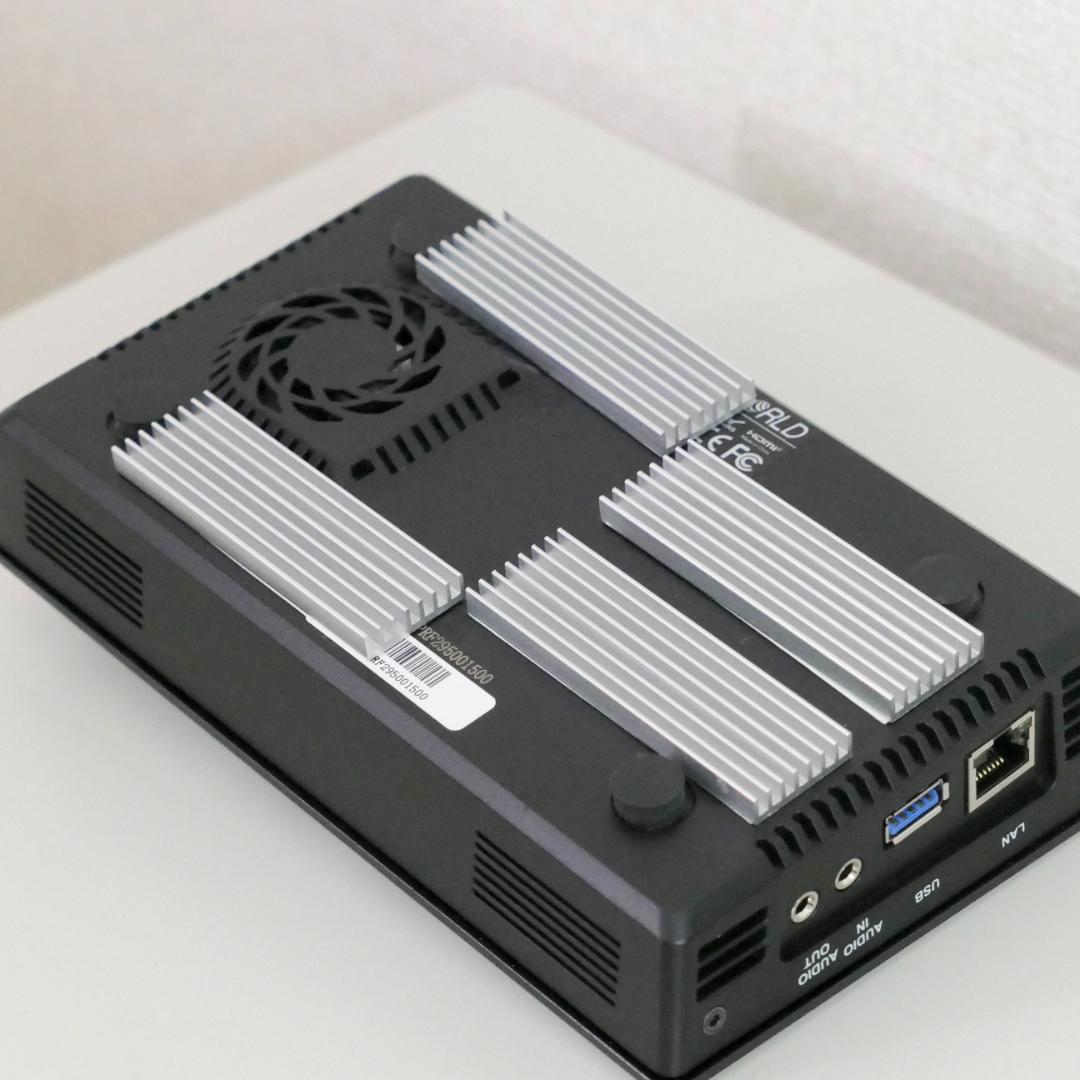 【最終値下げ】FEELWORLD ビデオスイッチャー L2 Plus（排熱板付）