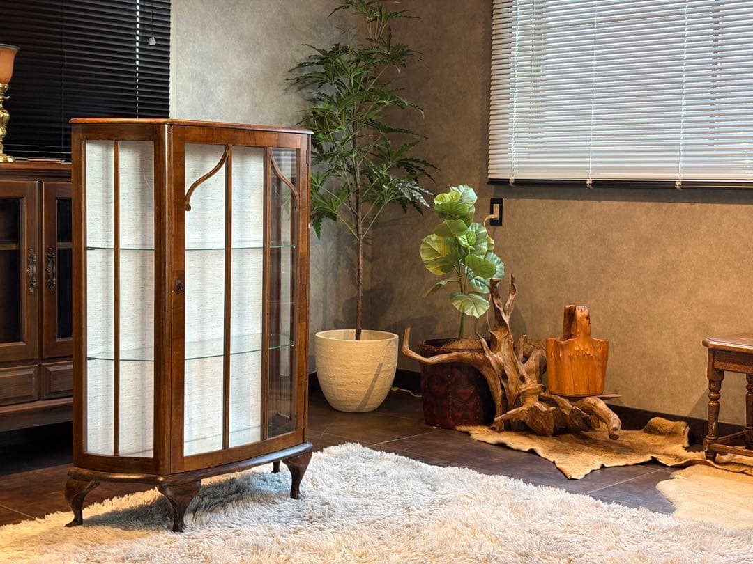 超希少　イギリス　アンティーク　ガラスキャビネット　ショーケース　猫脚　IZZ