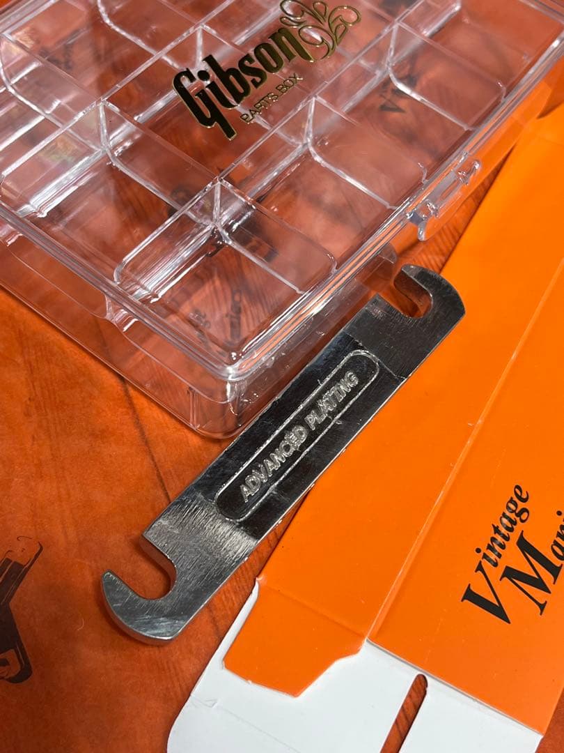 ギブソンUSA純正 アルミテールピース エイジド ギフト付