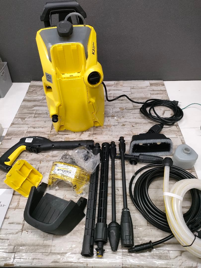 ●8/0114m04 ケルヒャー　高圧洗浄機　K3 　東日本50H z