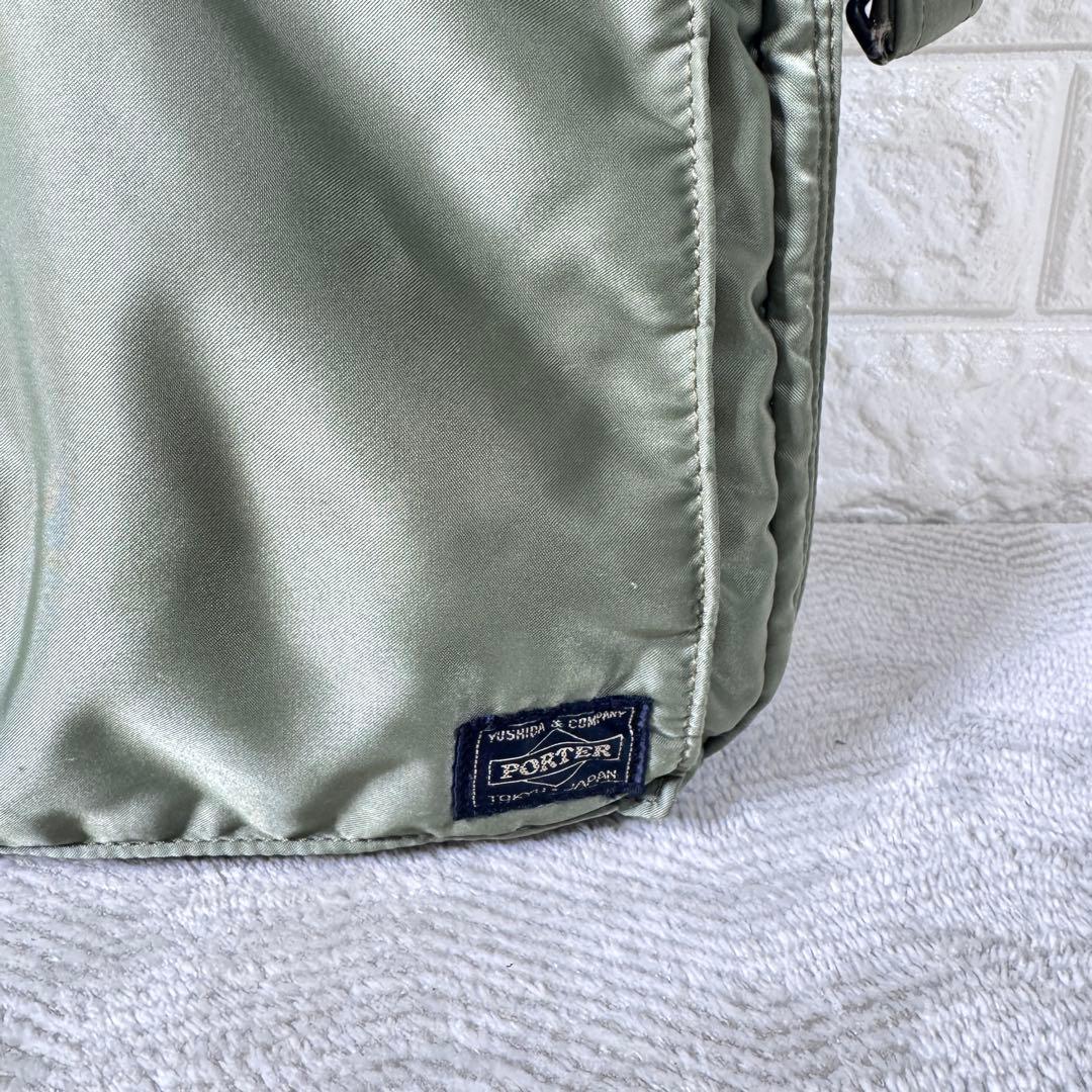 吉田カバン POTER タンカー オリーブ色 ビジネスバッグ　ブリーフケース