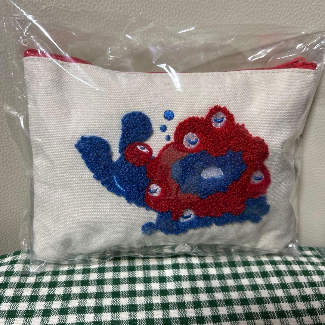 新品未開封★ミャクミャク おやすみ ぬいぐるみ & 刺繍ポーチ　２点セット