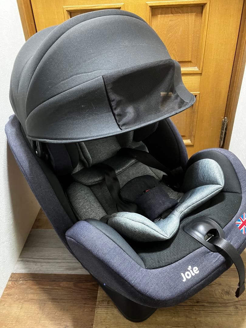新品購入本人のみ使用 Joie ジョイー車用チャイルドシート グレー/ブラック