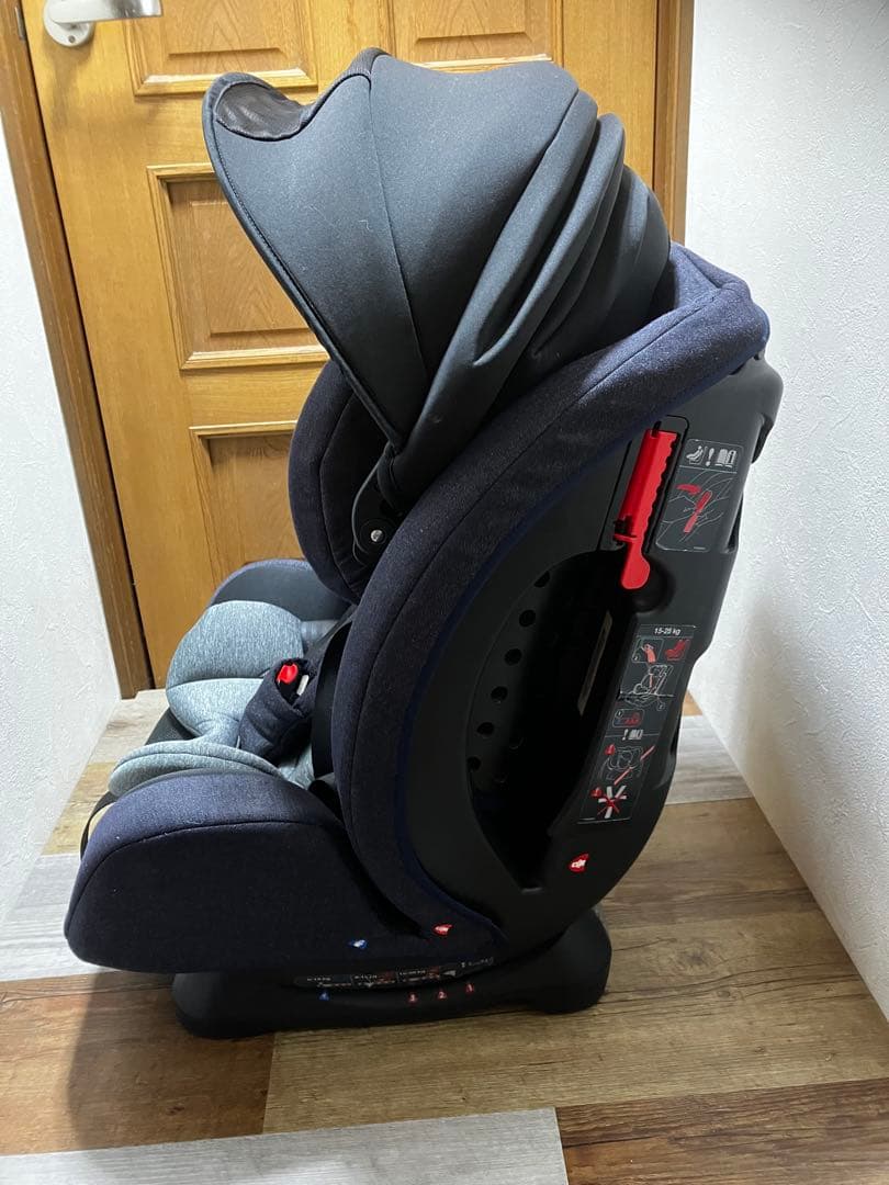 新品購入本人のみ使用 Joie ジョイー車用チャイルドシート グレー/ブラック