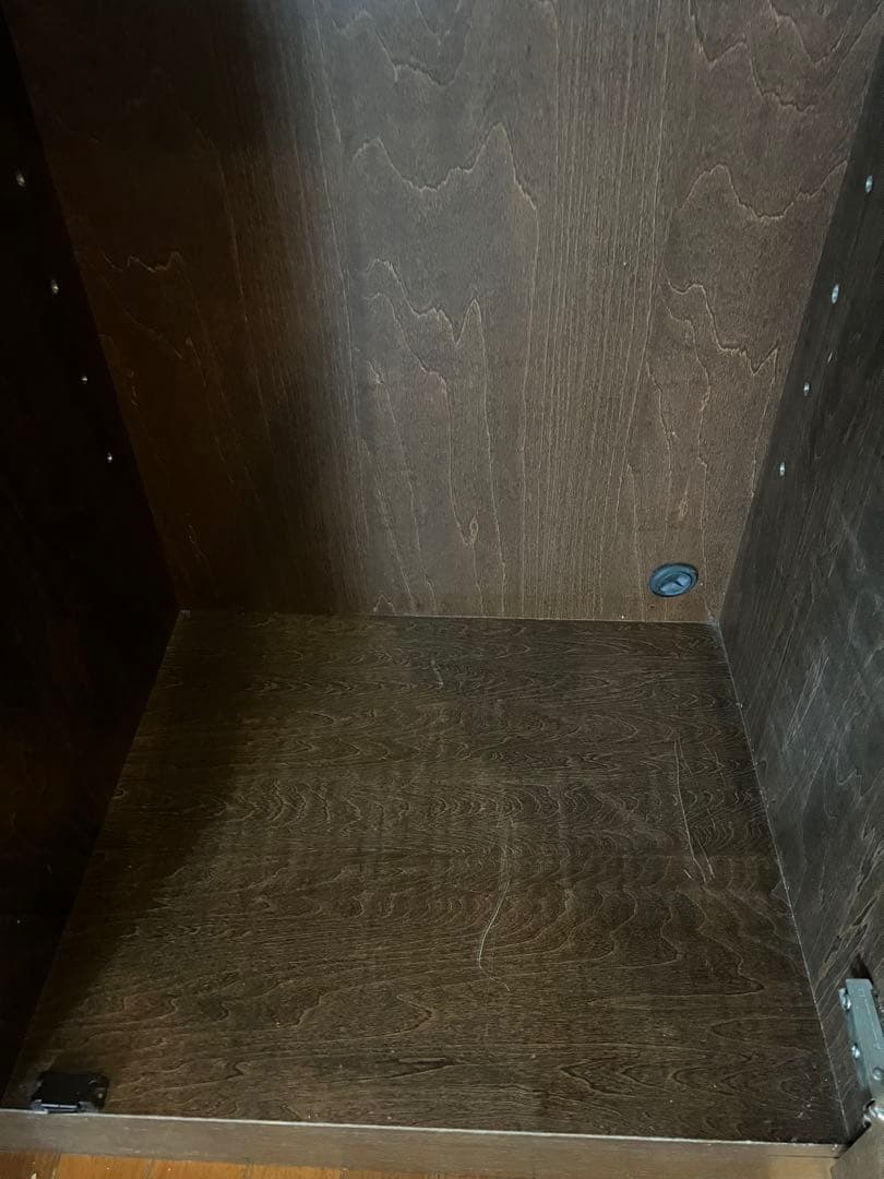 カリモク木製ガラス扉キャビネット