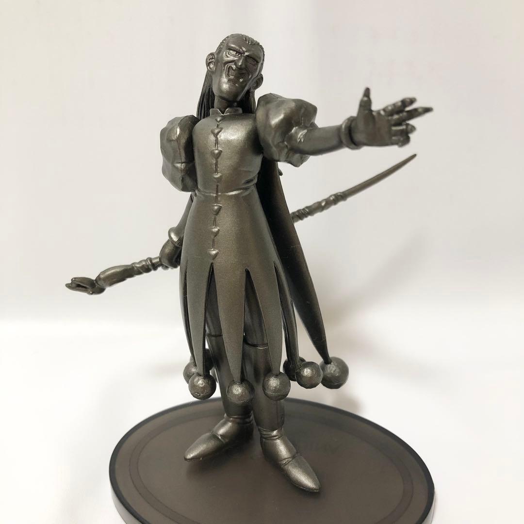 【匿名配送】超レア！シークレットあり！ドラクエ8 キャラクター フィギュア 4体