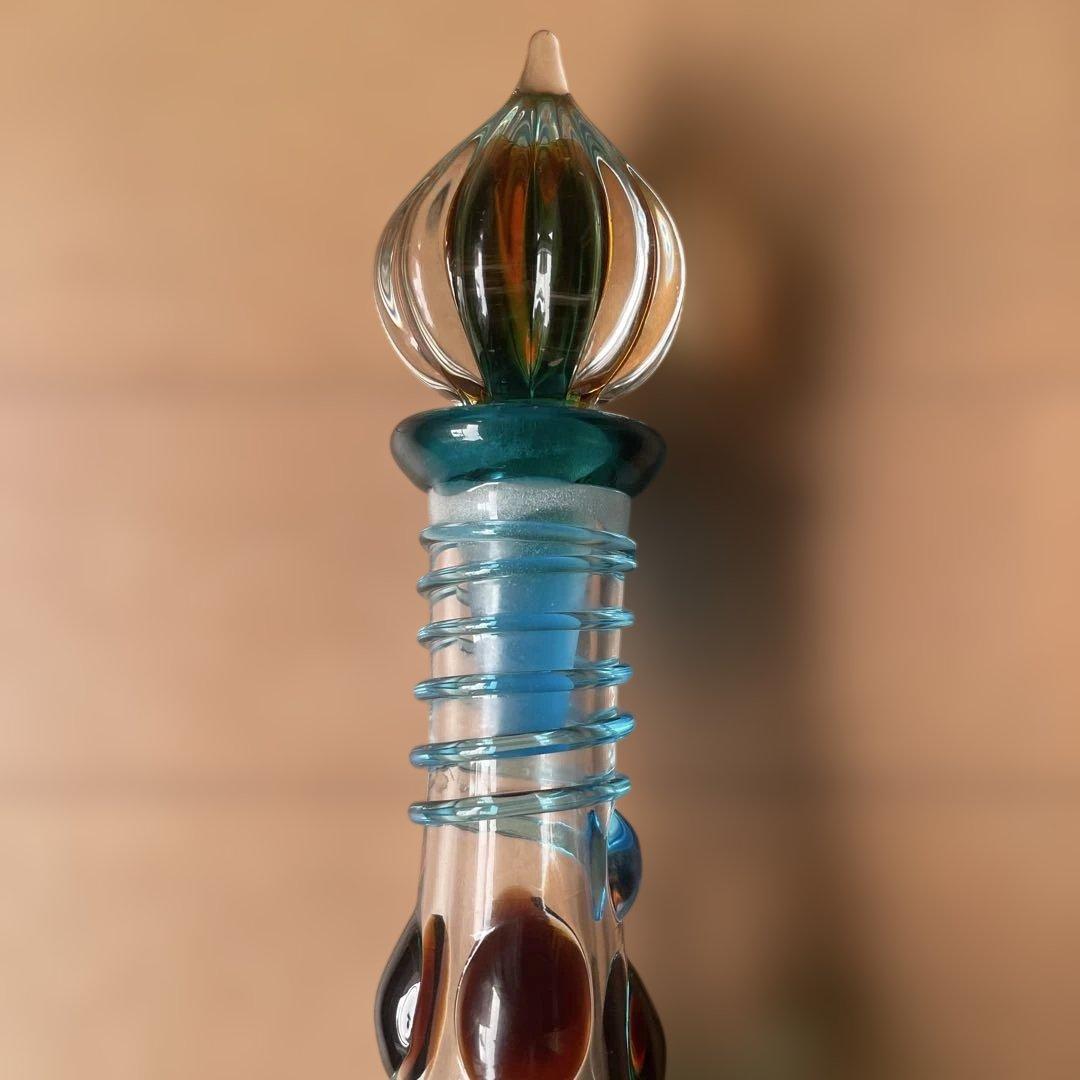 津軽びいどろ　装飾的な青緑色ガラスポット