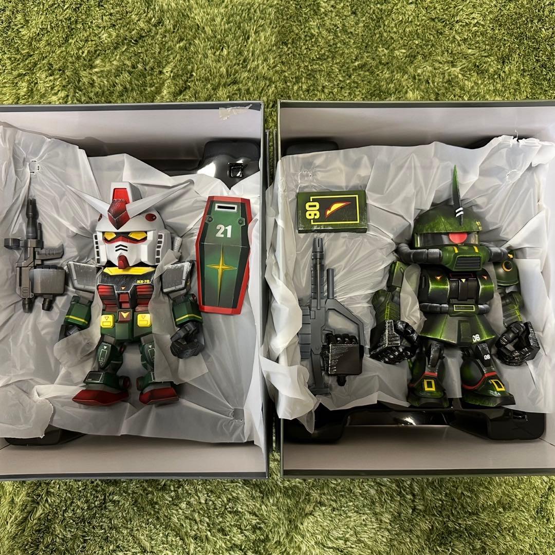 1000個限定 特大ソフビ QMSV 大河原邦男カラー ガンダム&ザク 20cm