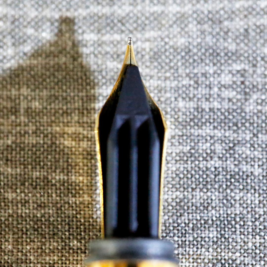 【送料込み】モンブラン 万年筆 ノブレス オブリージュ ゴールド