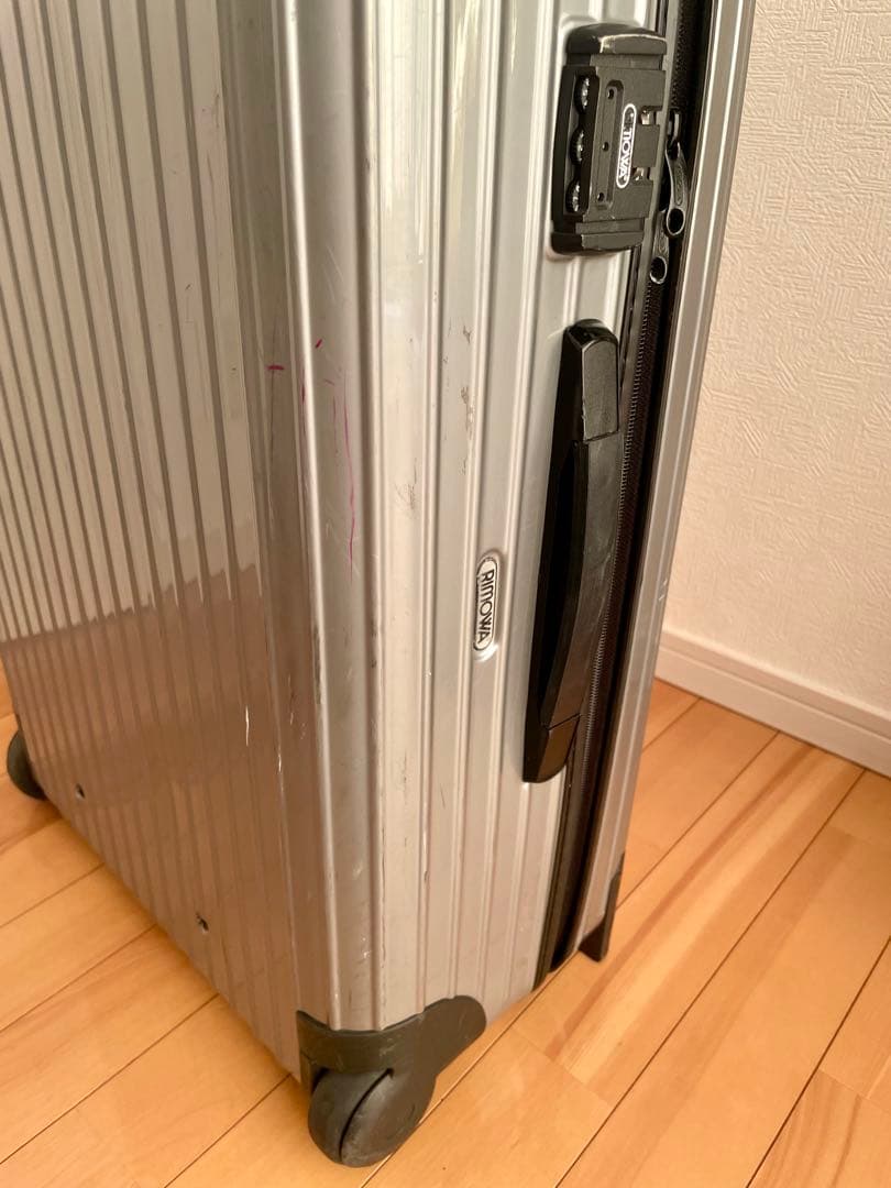 RIMOWA リモワ　キャリーケース