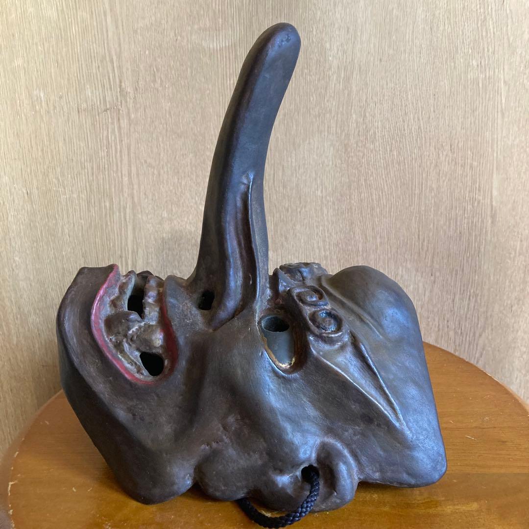 伝統的な日本の面 長い鼻　天狗