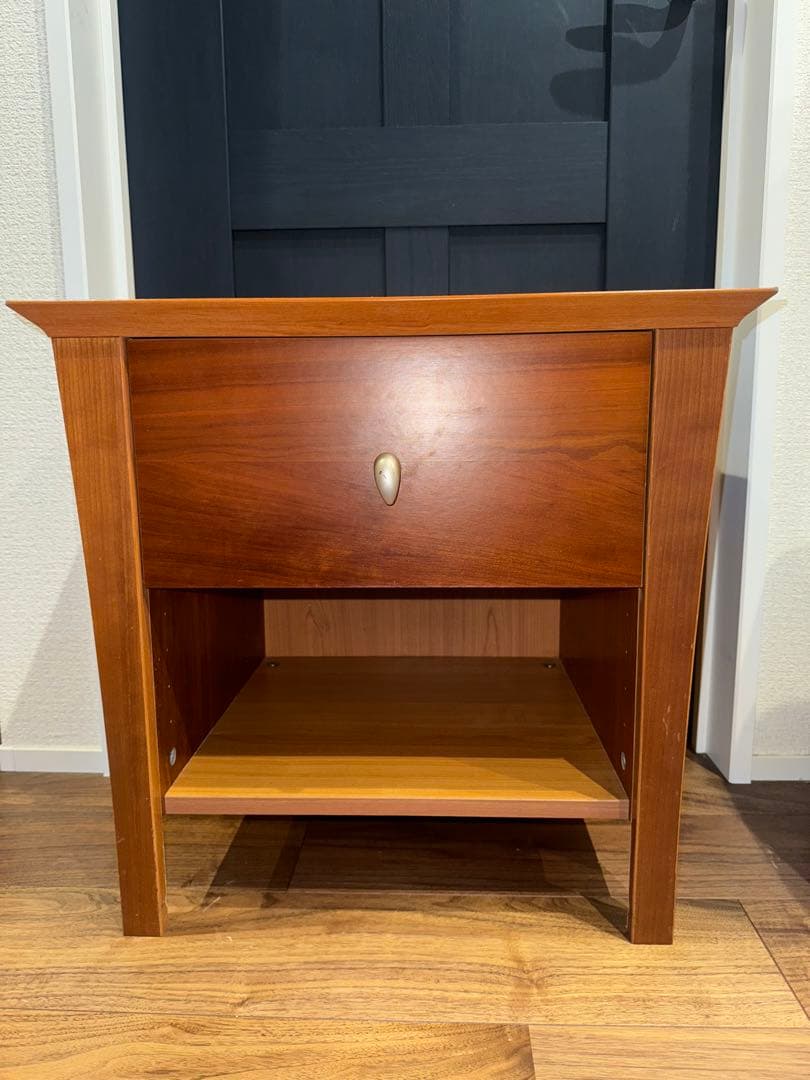 ① ボーコンセプト トランジット チェリー材 ナイトテーブル