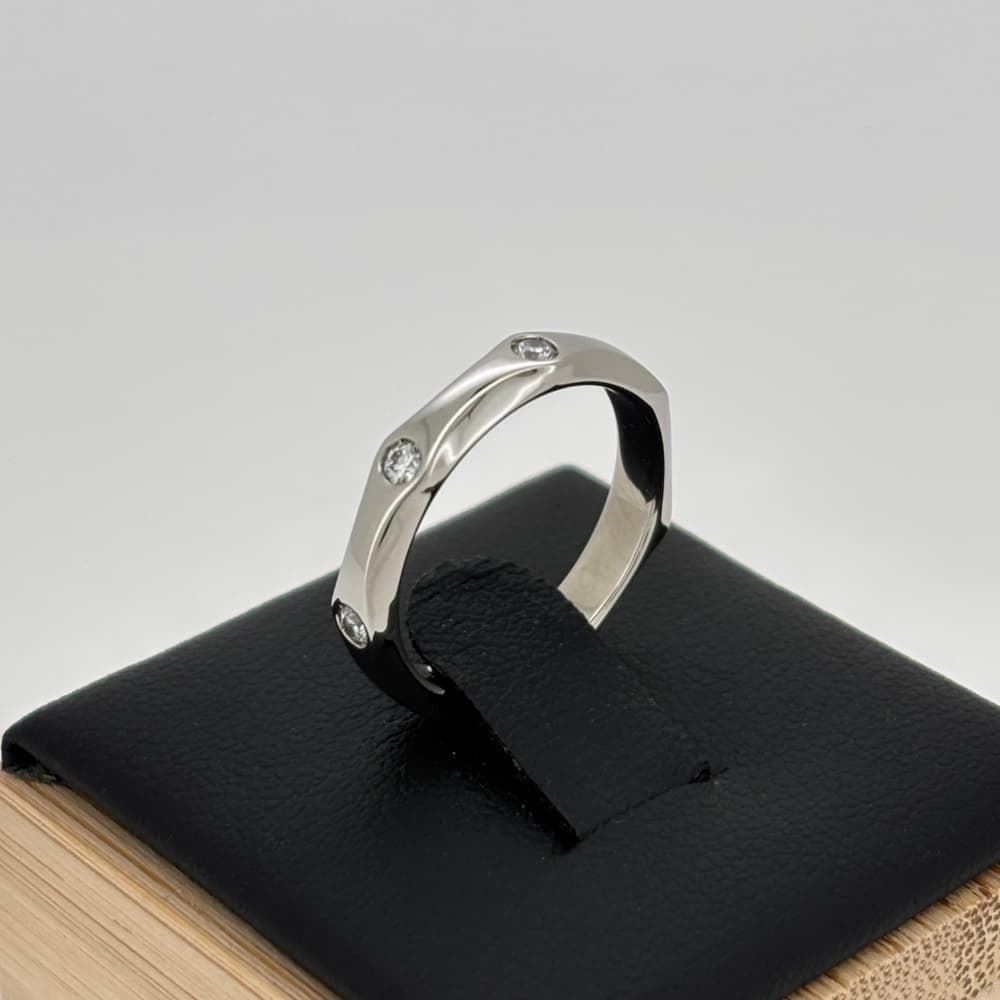 未使用級 定価49万現行品　ブルガリ インフィニート ダイヤ プラチナ リング