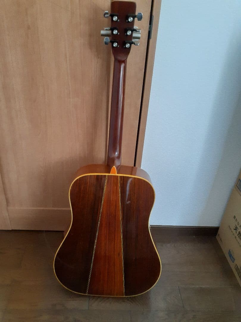 アコースティックギター Kansas W-200 鈴木バイオリン　インレイ