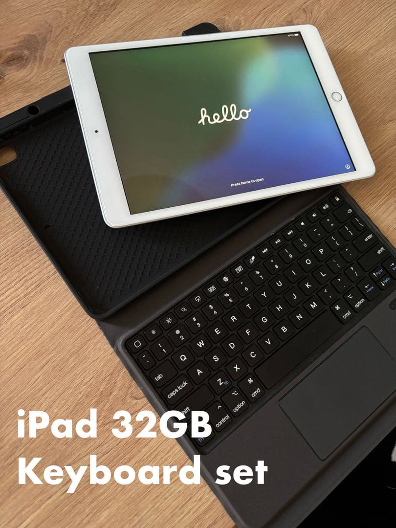 ＊美品＊ iPad 第8世代 32GB Wi-Fi キーボード付き