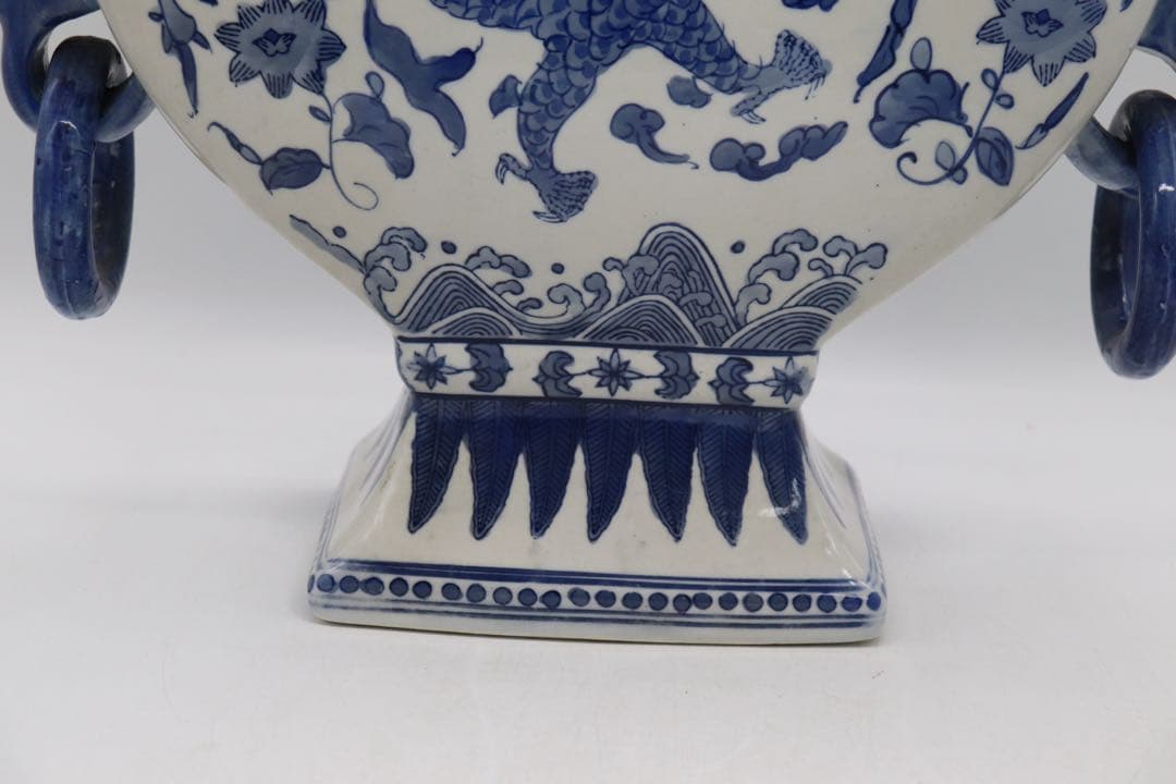 中国美術　染付　龍紋五管瓶　送料込み250723