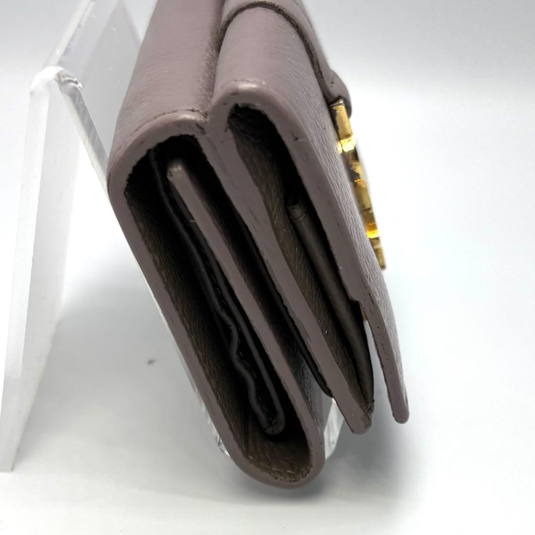 サンローラン 三つ折り財布 グレージュ レザー ゴールドロゴ コンパクトリペア品