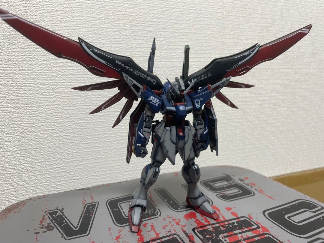 HG デスティニーガンダムspec2 ゼウスシルエット 1/144 完成品