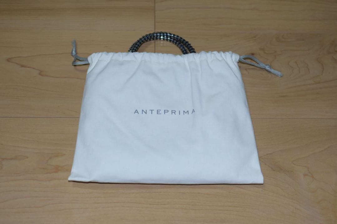 ANTEPRIMA アンテプリマ　ワイヤーバッグ　ミニバッグ　ブラック